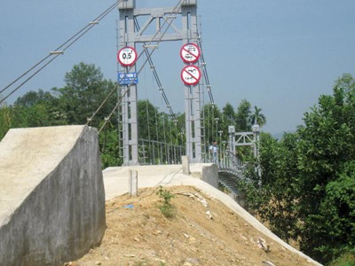 Chậm thanh toán tại Đề án Xây dựng 186 cầu treo dân sinh: Nguy cơ nhà thầu phá sản