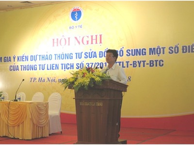 Thứ trưởng Bộ Y tế Phạm Lê Tuấn phát biểu tại Hội nghị.
