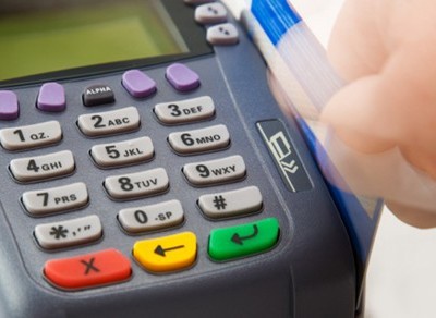 Ngân hàng cảnh báo không quẹt thẻ qua thiết bị khác ngoài POS