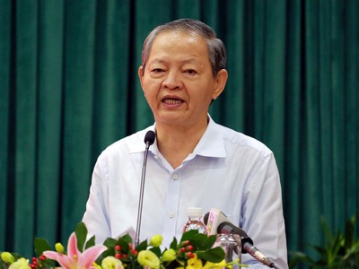 Ông Lê Văn Khoa