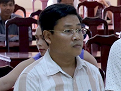 Bí thư phường bị cách chức, xuống làm chuyên viên sau vụ đánh bạc