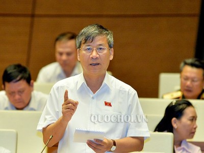 Đại biểu Quốc hội Nguyễn Anh Trí cho ý kiến xây dựng Luật Phòng, chống tham nhũng sửa đổi.