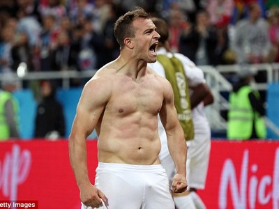 Serbia 1-2 Thụy Sĩ: Đòn đau phút 90