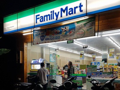 Phía sau tuyên bố hùng hồn của các đại gia bán lẻ