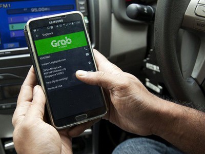 Ứng dụng Grab đang gây tranh cãi lớn ở Việt Nam (Ảnh minh họa).