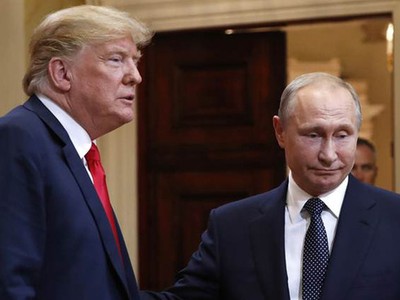 Tổng thống Trump và Tổng thống Putin trong cuộc gặp tại Helsinki (Ảnh: AFP)