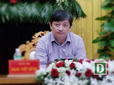 Ông Đặng Việt Dũng thôi giữ chức Trưởng Ban Tuyên giáo Thành uỷ Đà Nẵng để nhận công tác tại UBND TP với chức danh Phó Chủ tịch UBND thành phố khoá IX nhiệm kỳ 2016 - 2021.