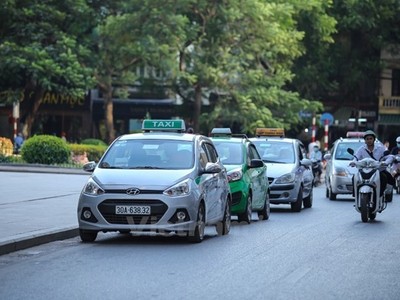 Cục Đăng kiểm: Không nên kéo dài chu kỳ kiểm định xe taxi