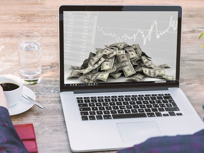 Khối ngoại bán ròng: Không nên xem nhẹ