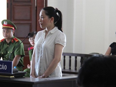 Bị cáo Thảo tại phiên tòa sơ thẩm ngày 24/8. Ảnh: B.M.