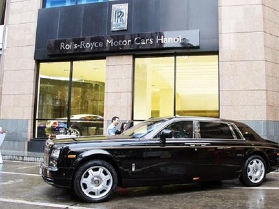 Showroom Rolls Royce tại Hà Nội.