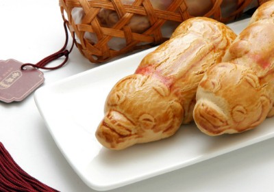 Một chiếc bánh trung thu con heo ở Hong Kong hiện có giá khoảng 30 đôla Hong Kong, tức gần 4 USD.