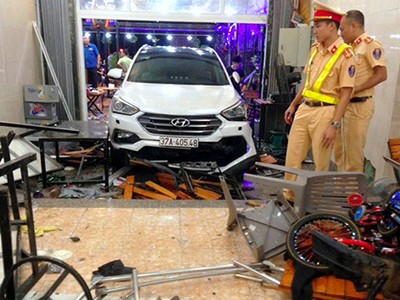 Hiện trường vụ tai nạn. Ảnh: Đ.H