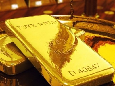 3 thanh vàng ròng được giấu kín trong chiếc tủ bếp cũ. (Nguồn: The Stopru).