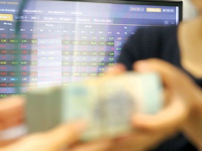 Nền kinh tế tăng trưởng tốt, nhiều doanh nghiệp niêm yết báo lãi khả quan là bệ đỡ cho đà tăng của chứng khoán quý IV.