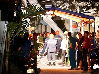 Cảnh sát điều tra tại hiện trường. Ảnh: Phạm Duy.