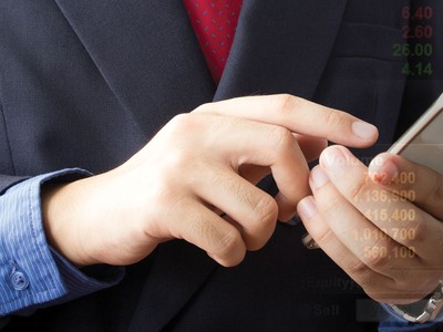 Thời gian gom hàng của cổ đông nội bộ