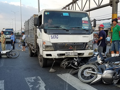 Hiện trường vụ tai nạn. Ảnh: Quế Biên.