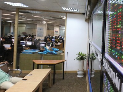 Phát triển TTCK cần tư duy “mở đất” (Kỳ cuối): Chờ tư duy mang tầm đột phá