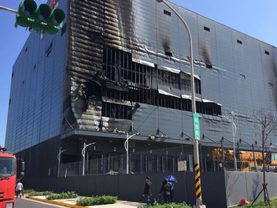 Hiện trường vụ cháy nhà kho ở thành phố Đào Viên khiến ba lao động Việt thiệt mạng hôm 6/2. Ảnh: CNA.