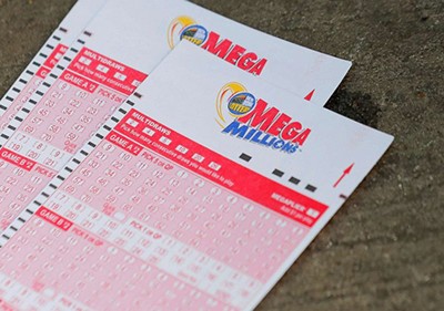 Những vé số Mega Millions được bán ra ở New York ngày 23/10/2018. Ảnh: Reuters
