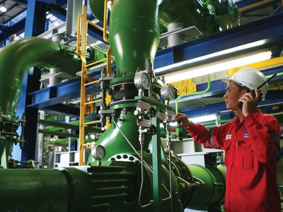 Các nhà máy điện đang chịu áp lực giá nhiên liệu đầu vào tăng.