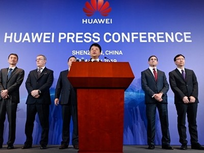 Huawei họp báo tại Thâm Quyến ngày 7/3. Ảnh: AFP.