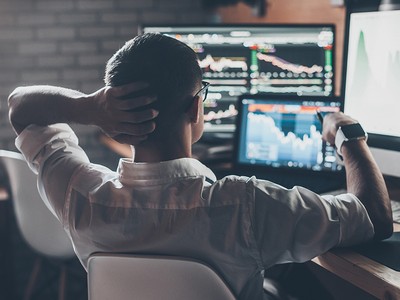 Bi bét các công ty quỹ không có quỹ 