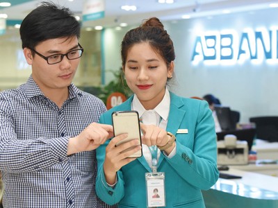 ABBank phát triển ngân hàng số với mục tiêu để khách hàng có trải nghiệm nền tảng dịch vụ tích hợp có khả năng cá nhân hóa tốt nhất.