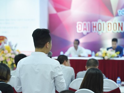 Tài chính cổ phần Điện lực (EVF): Cổ đông chất vấn lãnh đạo về nợ xấu