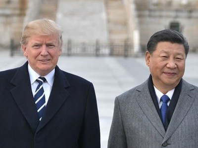 Tổng thống Mỹ Trump (trái) và Chủ tịch Trung Quốc Tập Cận Bình tại Bắc Kinh tháng 11/2017. Ảnh: AFP.