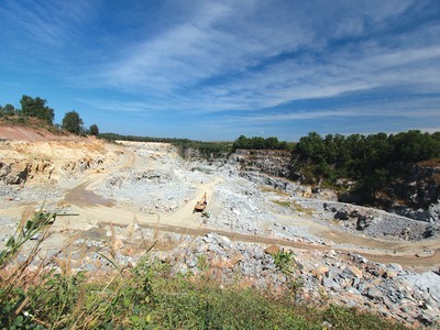 Khoáng sản và xây dựng Bình Dương (KSB): Nóng chuyện M&A mỏ đá mới