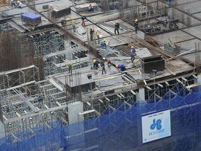 Giá cổ phiếu HBC luôn ở mức thấp do các hạn chế thể hiện trên báo cáo tài chính.