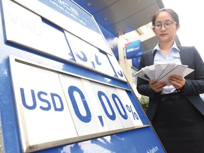 Thời gian qua, nhiều ngân hàng đã giảm từ 0,5-1%/năm lãi suất cho vay ngắn hạn.