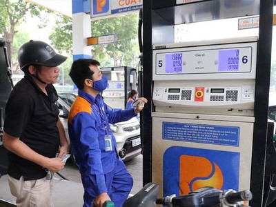 Giá xăng được dự báo tiếp tục giảm.