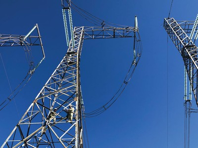 “Nhà đèn” còn cơ hội đột phá nửa cuối năm