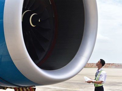 Từ nay tới 2025, dự báo mỗi năm Việt Nam cần thêm 1.225 phi công và 1.728 thợ máy.