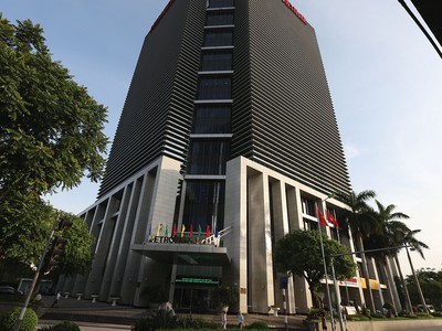 PVN vượt kế hoạch doanh thu 8 tháng