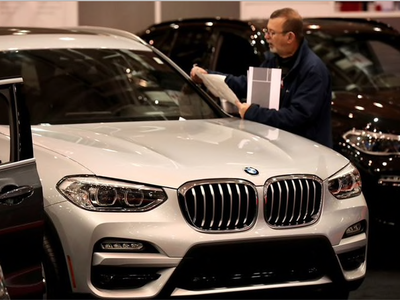 Hơn 250.000 xe BMW đang được triệu hồi để sửa lỗi không hiển thị hình ảnh từ camera lùi, làm tăng nguy cơ va chạm. Ảnh: The Plain Dealer.