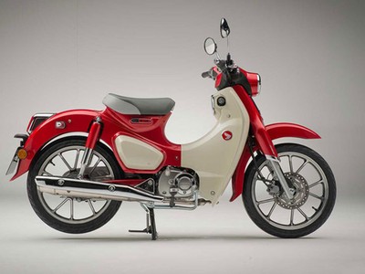 Honda Super Cub có thiết kế "tân cổ giao duyên".