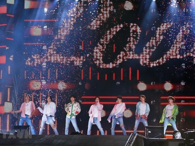 Nhóm nhạc BTS biểu diễn tại Riyadh, Saudi Arabia, ngày 11/10/2019. (Ảnh: Yonhap/ TTXVN).