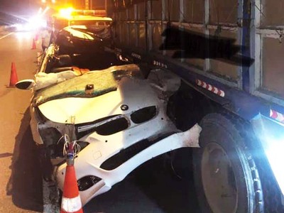 Hiện trường vụ tai nạn trên cao tốc. 