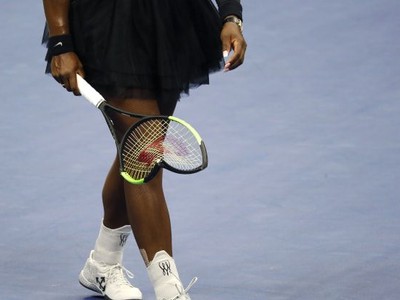 Chiếc vợt mà Serena Williams đã làm hỏng tại trận chung kết quần vợt US Open 2018.