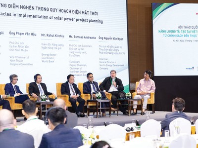 Nhận diện “điểm nghẽn” trong phát triển điện xanh