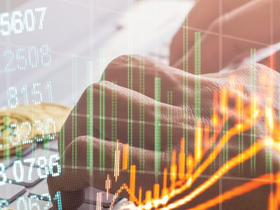 Doanh nghiệp niêm yết đẩy mạnh tái cơ cấu vào cuối năm