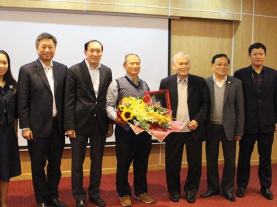 Năm 2020, Ban lãnh đạo VASB bổ sung nhân sự mới là ông Trịnh Hoài Giang, Phó tổng giám đốc HSC.