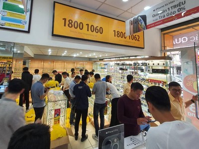 Đồng hồ Thế Giới Di Động bắt đầu công phá thị trường miền Bắc