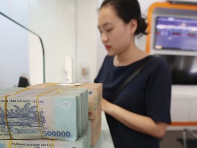 Dòng tiền thận trọng hơn