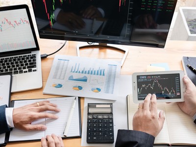 Chậm công bố báo cáo tài chính, “bệnh kinh niên“