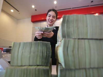 Thu nhập từ dịch vụ của ngành ngân hàng dự báo tiếp tục mở rộng trong năm nay.